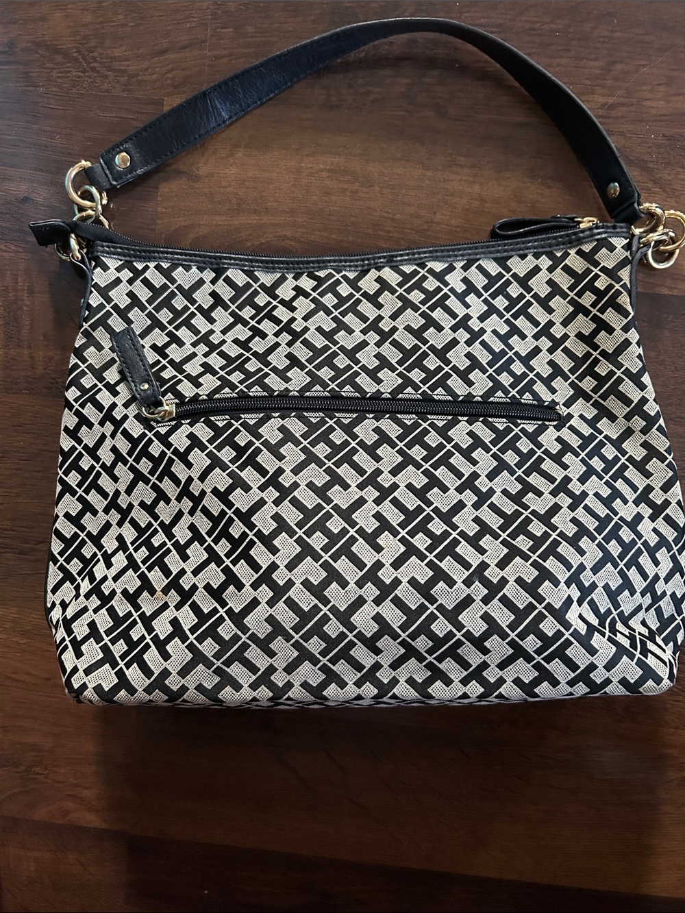 Tommy Hilfger Black & White Patterned Shoulder Bag